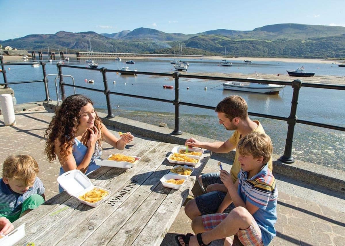Barmouth Bay Holiday Park Llanddwywe エクステリア 写真